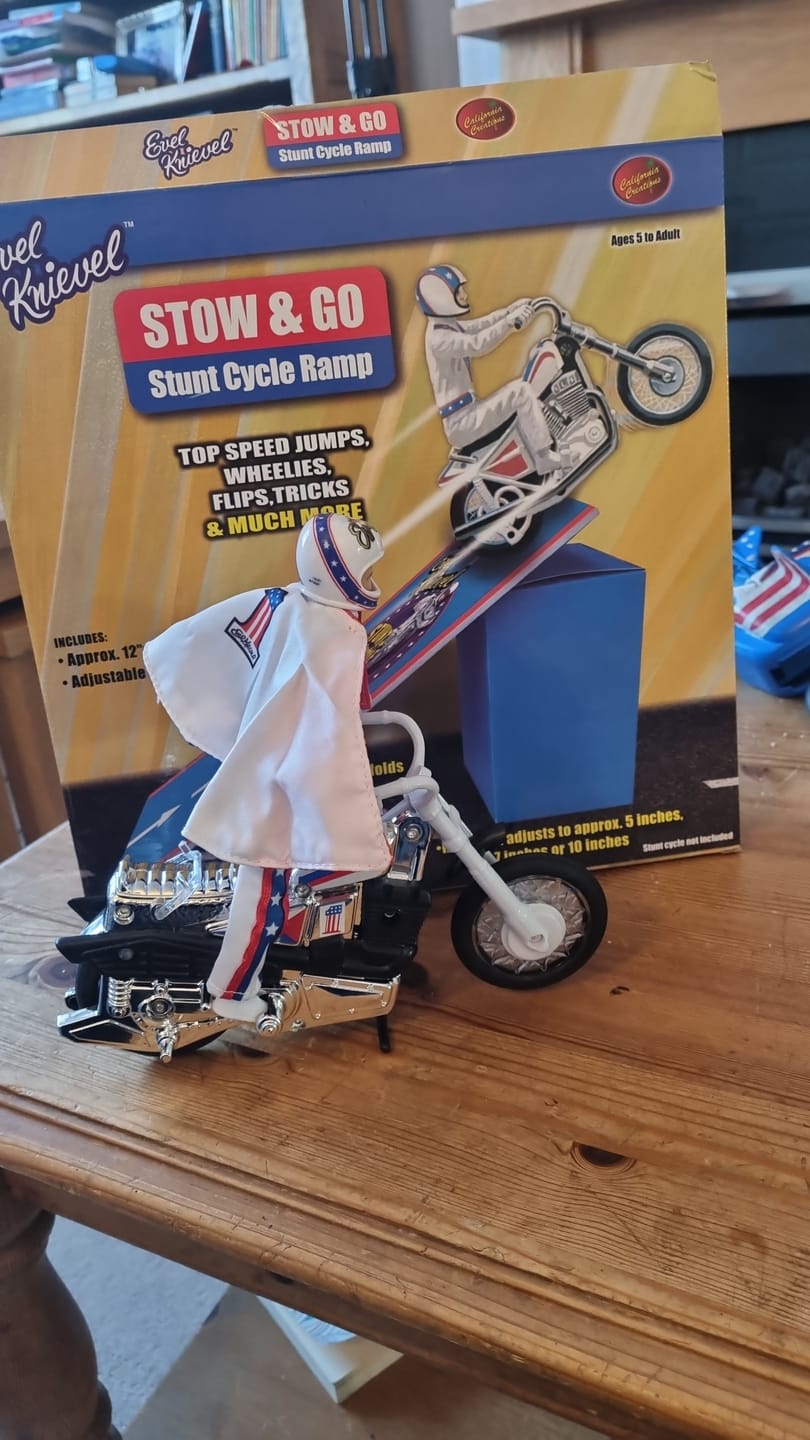 Customer photo review of Evel Knievel Deluxe Silver High Jumper Stunt Cycle