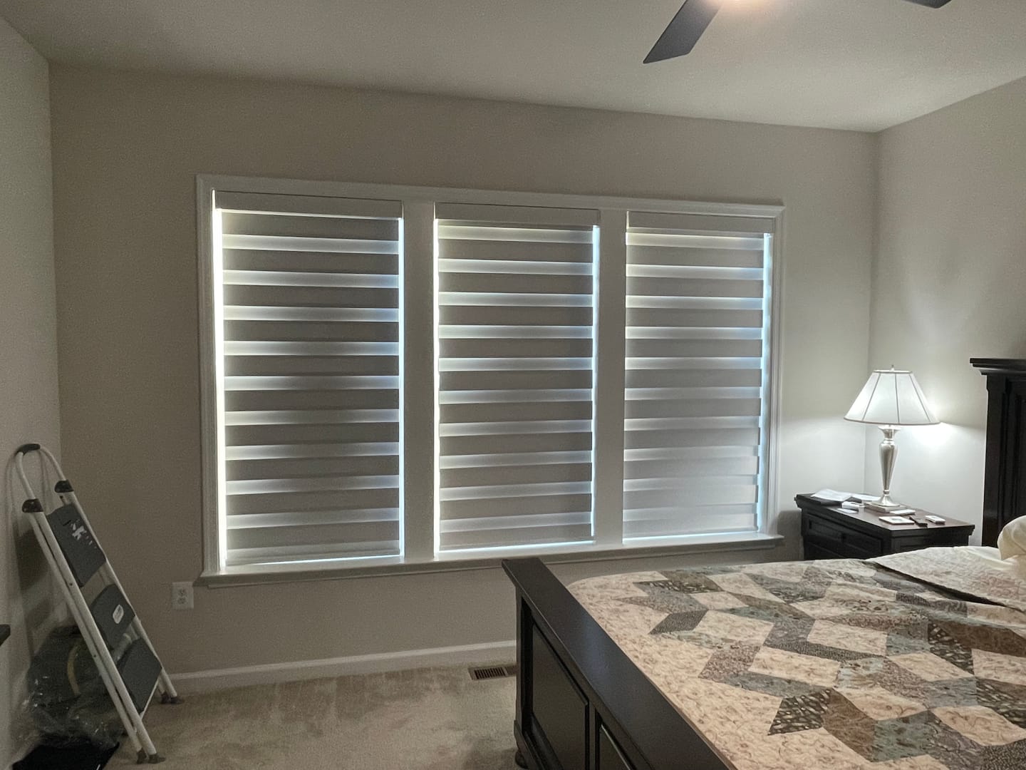 Customer photo review of SmartWings Motorized Zebra Shades 90% Blackout 95mm Astrid
