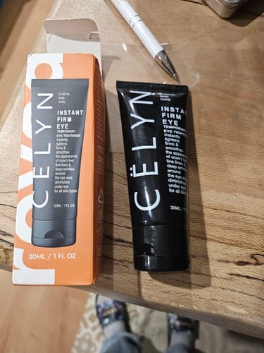 Customer photo review of Crème Anti Cernes et Rides Instantanée