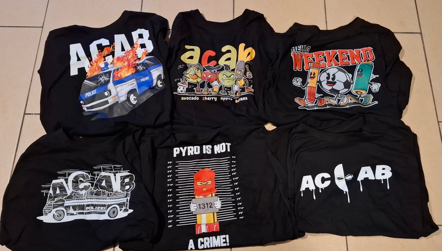 Customer photo review of ACAB Maske | Shirt