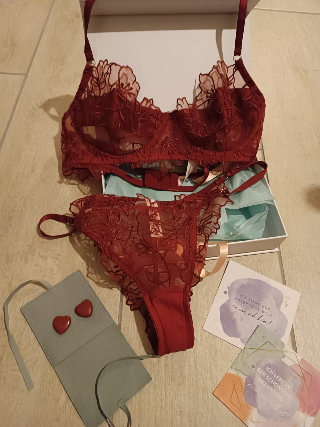Customer photo review of MONATSBOX 💕