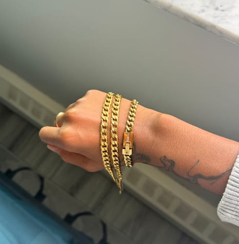 Customer photo review of 8mm Cuban Link Engravable Bracelet