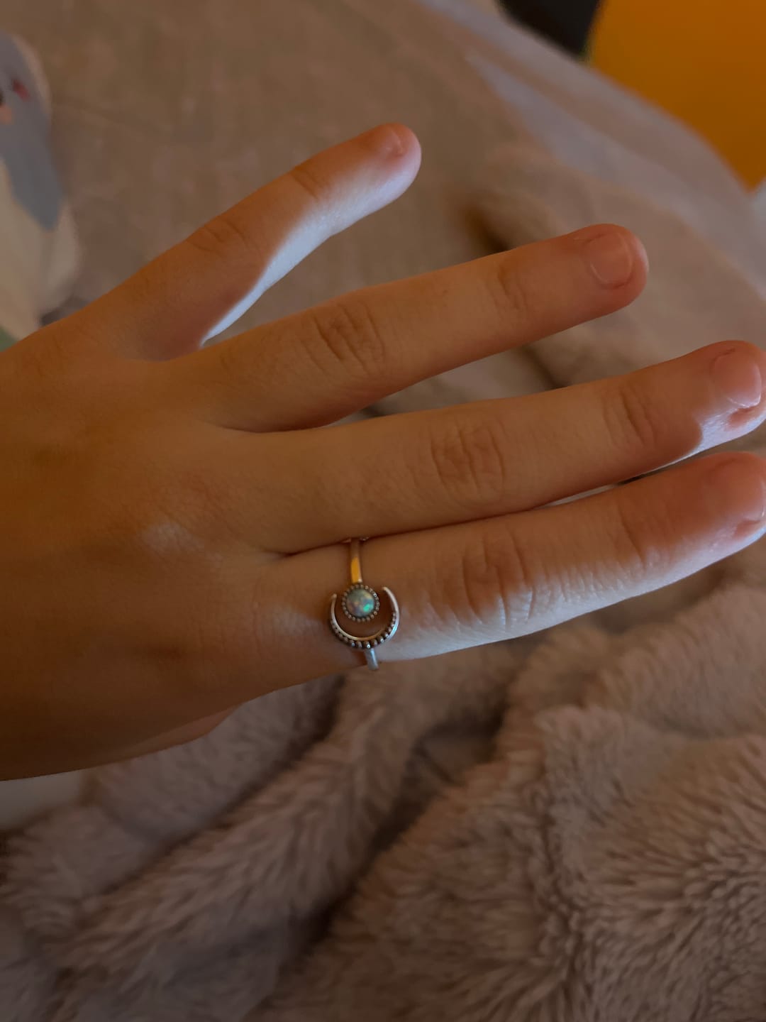 Customer photo review of Anillo Lunar