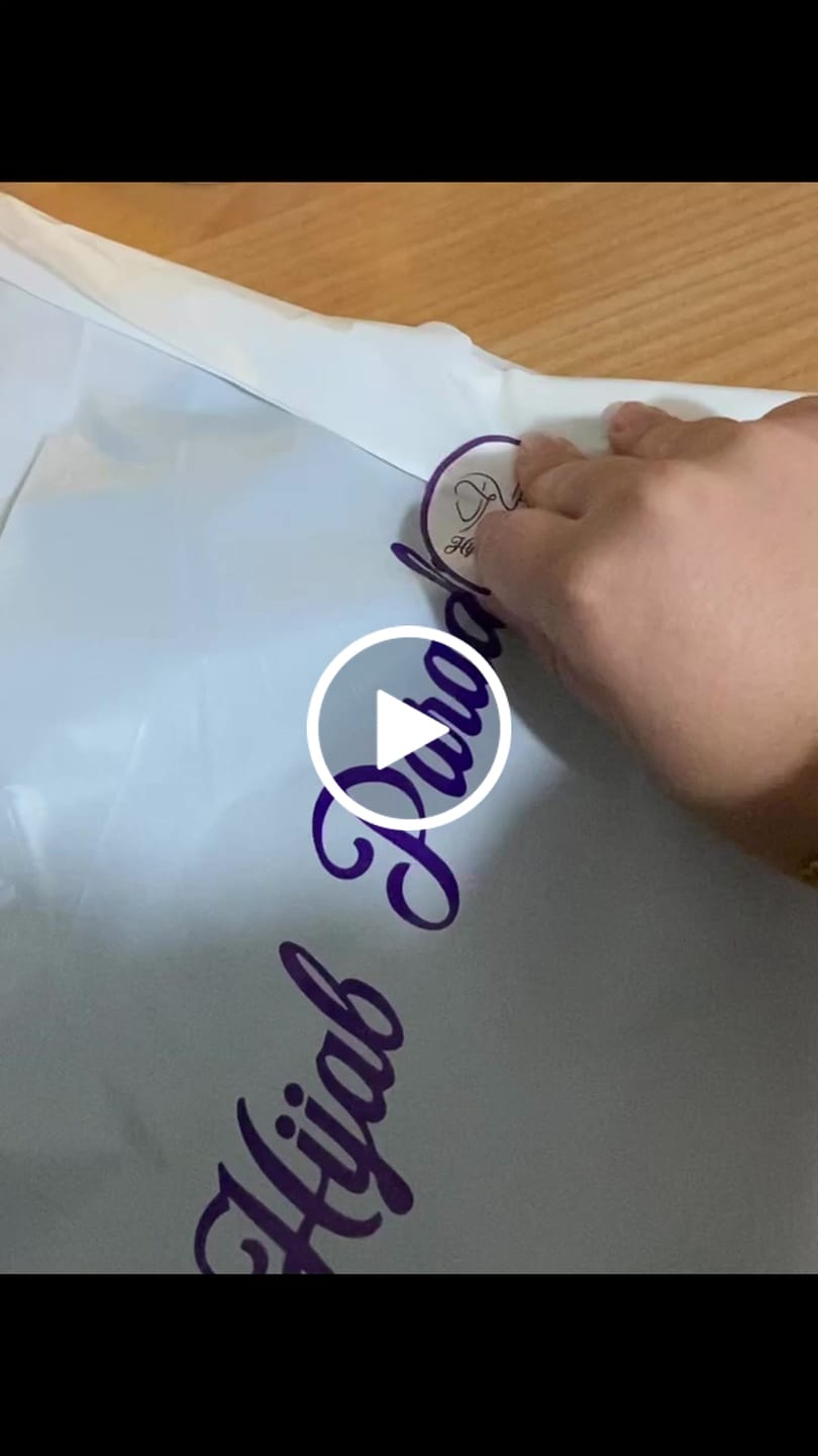 Customer video review of Cuffia Chiusa in cotone