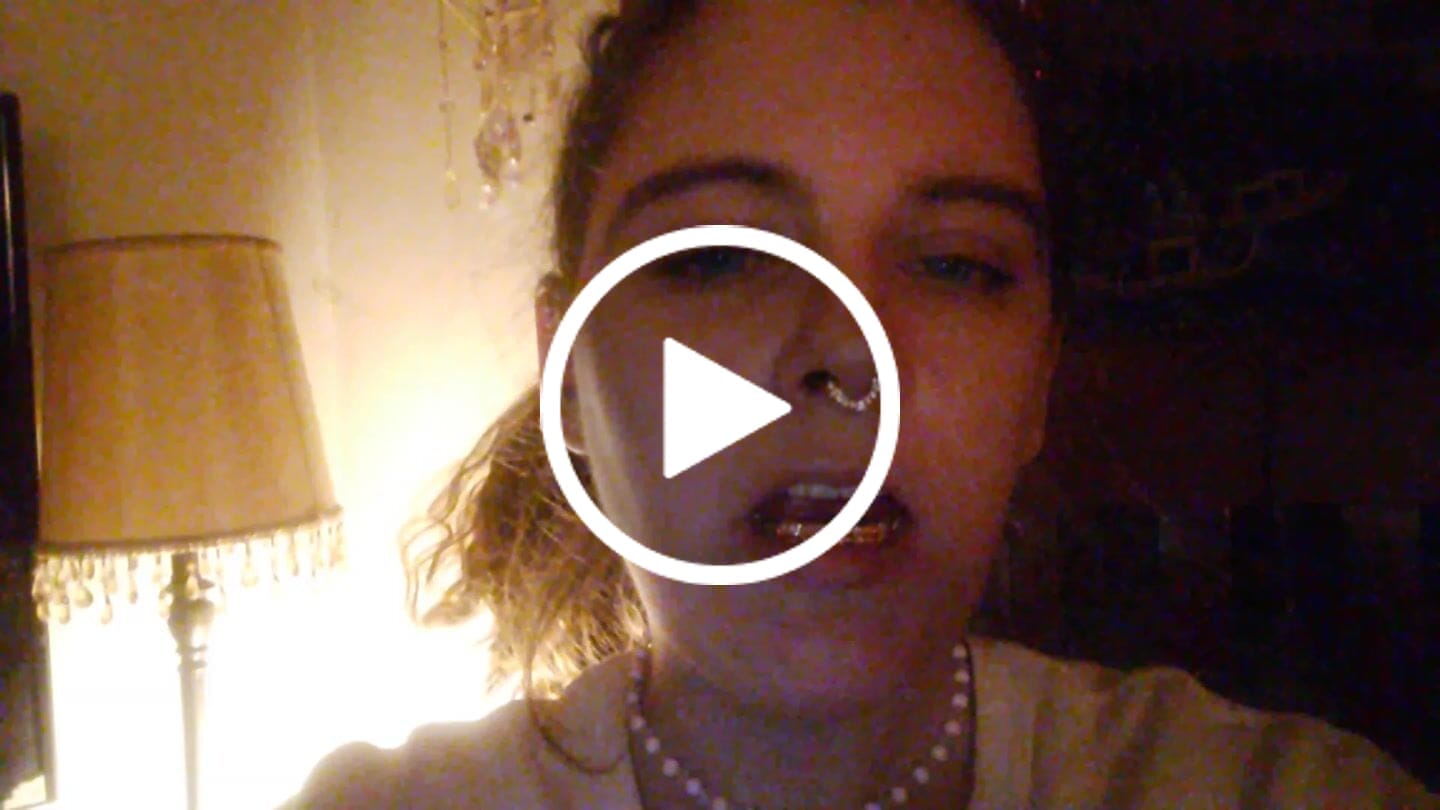 Customer video review of New York Blue Prescription Coloured Contact Lenses