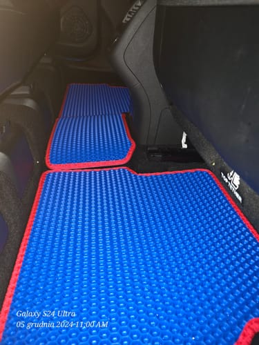 Witold K. review of Dywaniki samochodowe na zamówienie - Przód i tył image 1 out of 2