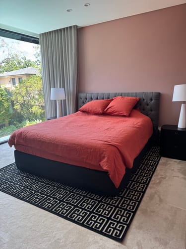 Customer photo review of Yori Brenda Black & Gold Rug