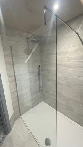Customer photo review of 1800mm x 900mm Walk-In 8mm Enclosure & Stone Shower Tray