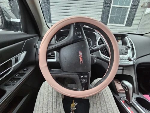 Customer photo review of Napa Leather Perforated Patchwork Car Steering Wheel Cover, Non-slip, Breathable, Universal 15 Inch (Approx. 38cm)