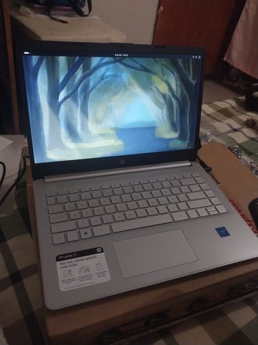 Customer photo review of Laptop HP 14" HD - Intel Celeron N4120, 8GB RAM, 256GB SSD 14-dq0533la