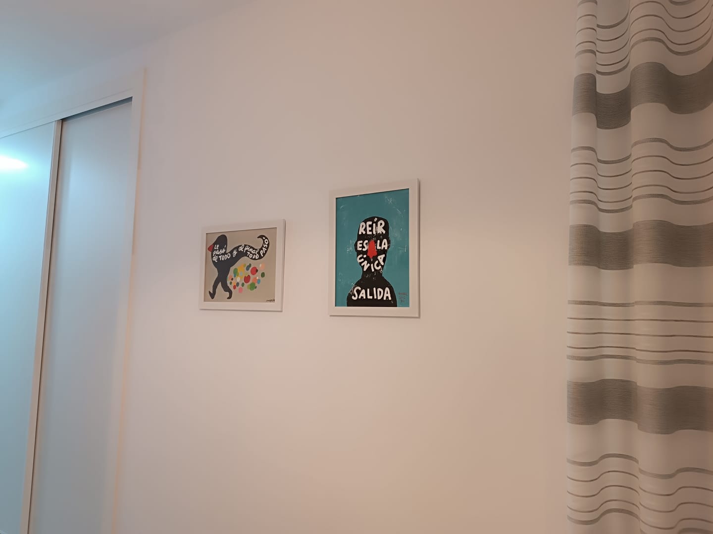 Customer photo review of Print "Reír es la única salida"