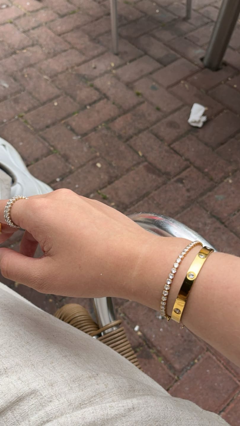 Customer photo review of Tennis Armband | 18K vergoldet