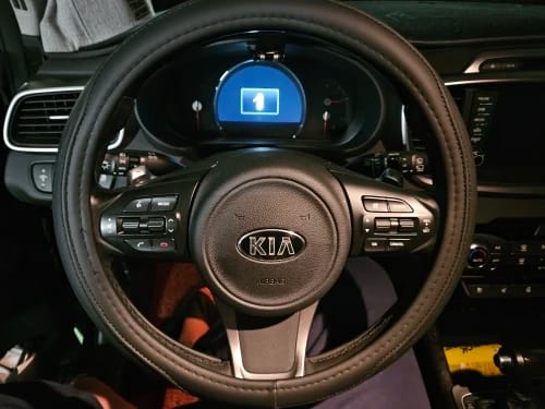 Customer photo review of Napa Leather Perforated Patchwork Car Steering Wheel Cover, Non-slip, Breathable, Universal 15 Inch (Approx. 38cm)