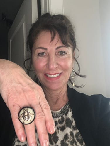 Customer photo review of BeeQueen Vintage Natural Agate Ring