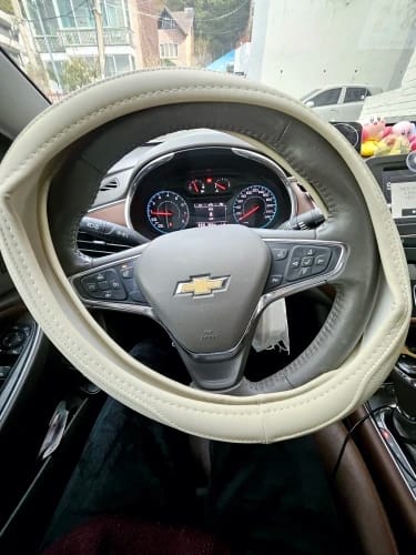 Customer photo review of Napa Leather Perforated Patchwork Car Steering Wheel Cover, Non-slip, Breathable, Universal 15 Inch (Approx. 38cm)