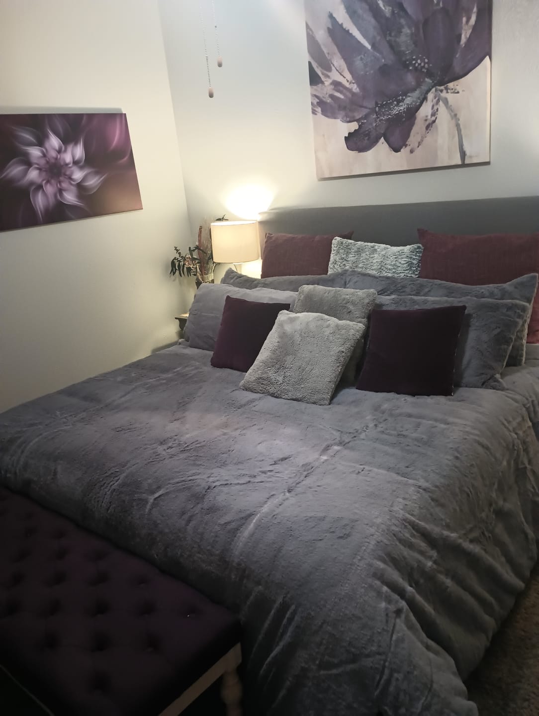 Customer photo review of CYRA Long Velvet Bedding Set