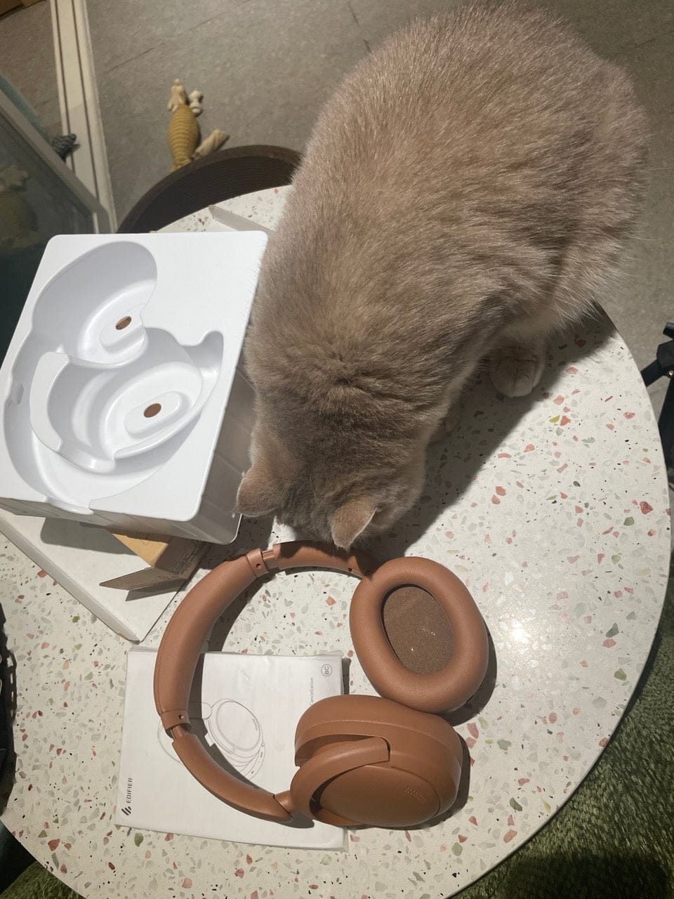 Customer photo review of V80 Hybrid Active Noise Cancelling Headphones
