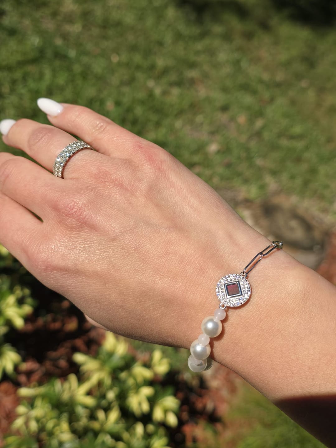 Customer photo review of Graceful Harmony half Link Pearl Bracelet