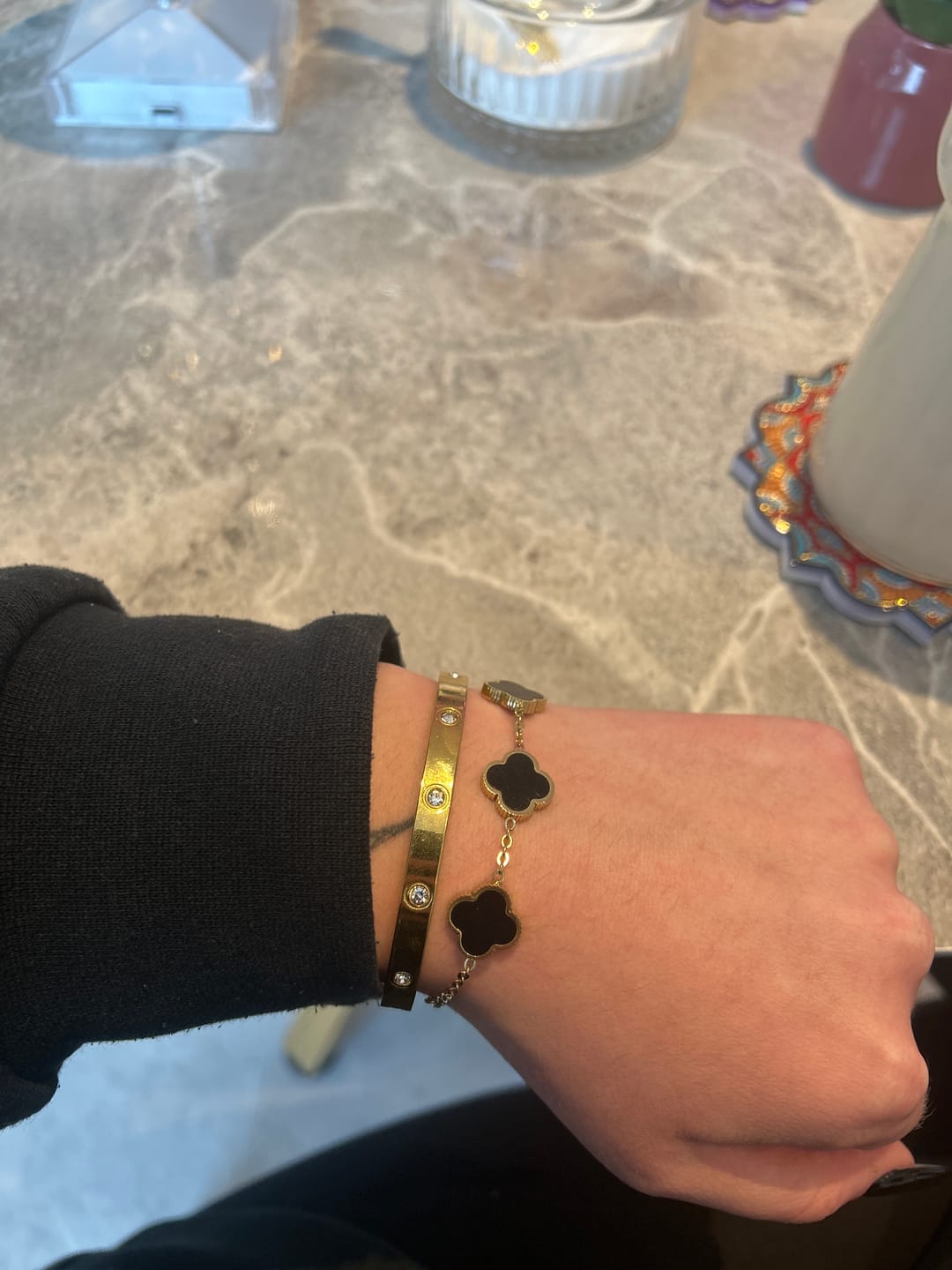Customer photo review of Deluxe Timeless Stone Armreif 18K Vergoldet