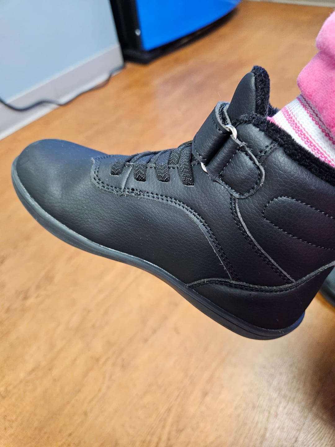 Customer photo review of Kid's Spruce - Winter Barefoot Shoes