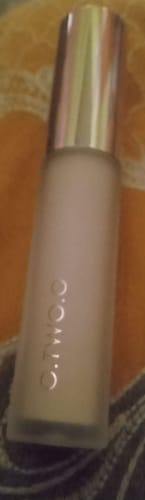 Customer photo review of O.TWO.O HIGH COVERAGE LIQUID CONCEALER