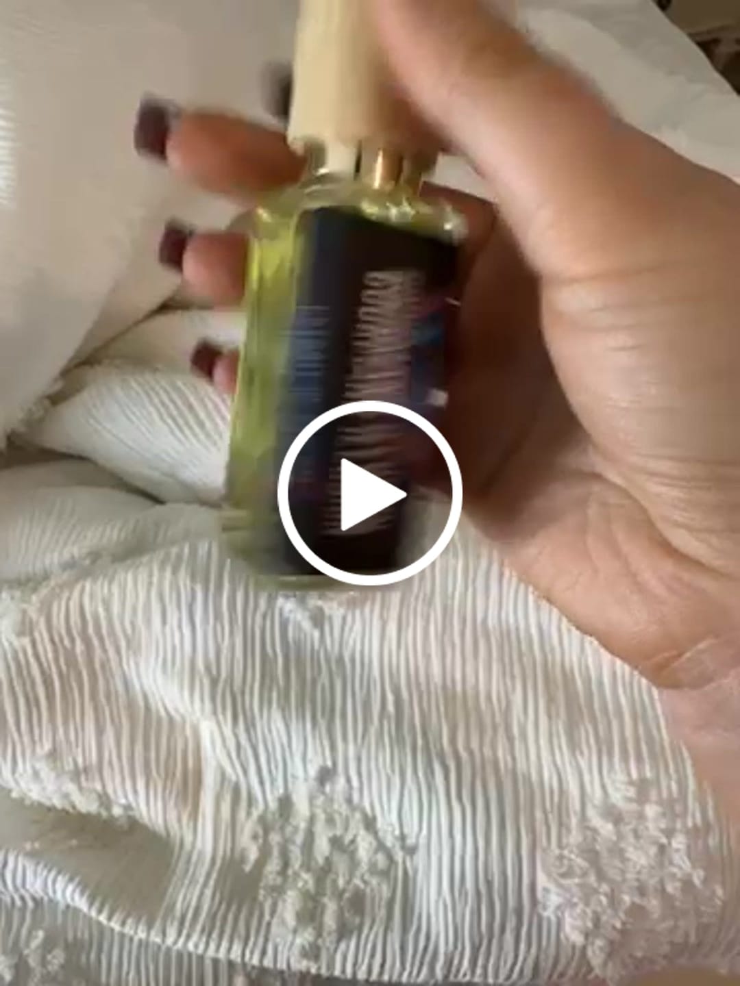 Customer video review of Gourmand Illusion