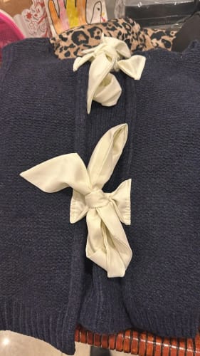 M M. review of Back Bow Tie Knitted Vest image 1 out of 1