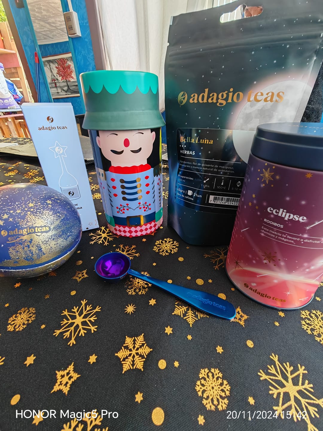 Customer photo review of Bella Luna - Té Azul