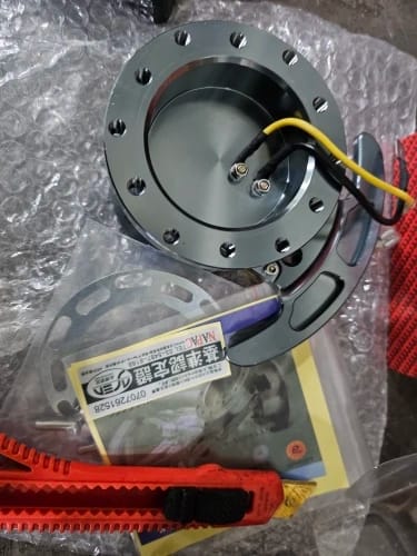 Customer photo review of Drift Tilt Steering Wheel Quick Release Hub