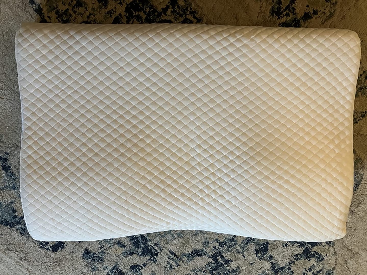 Customer photo review of RestEasy Ergonomisk - Memory Foam Nakkepude