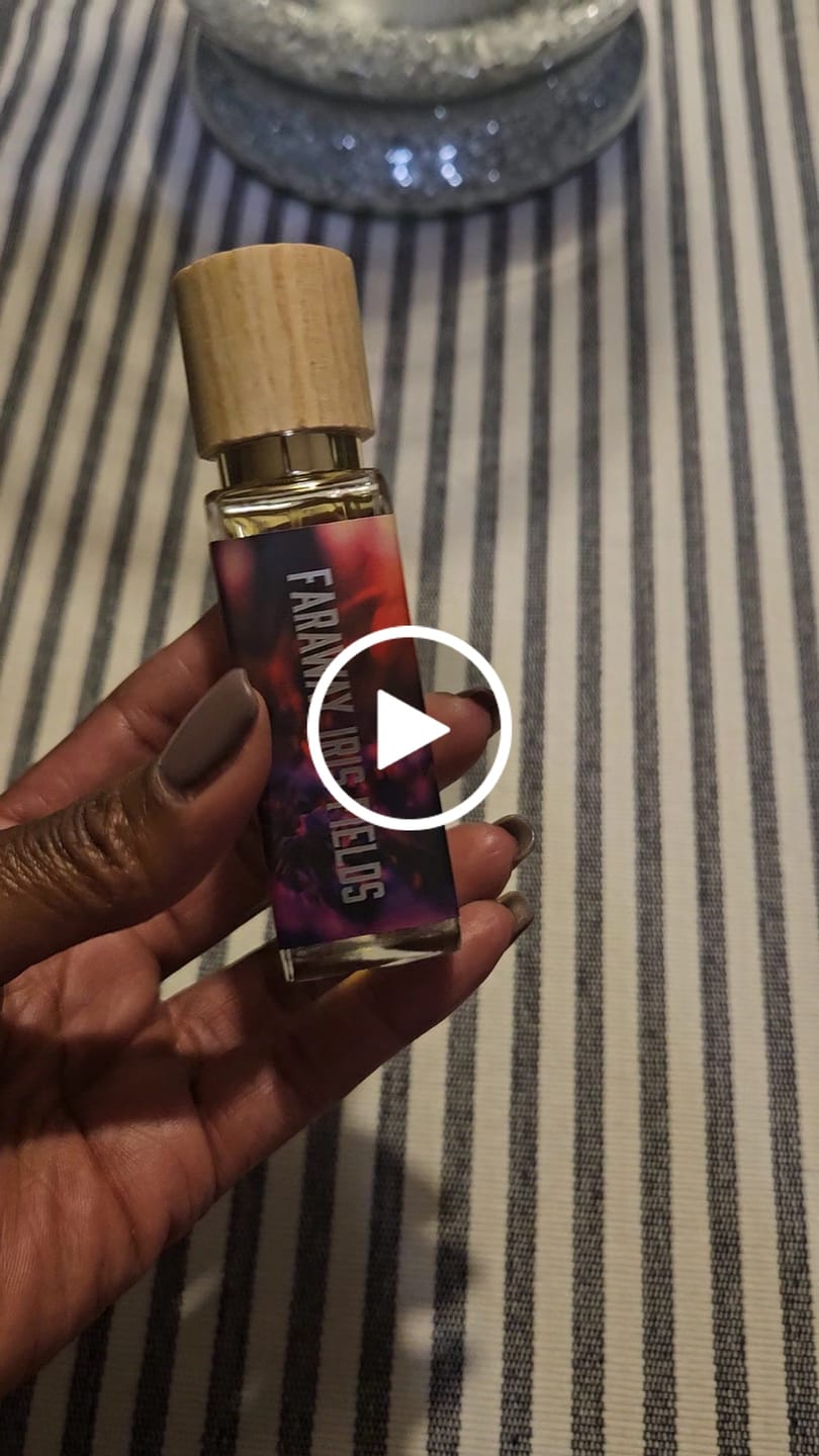 Customer video review of Faraway Iris Fields