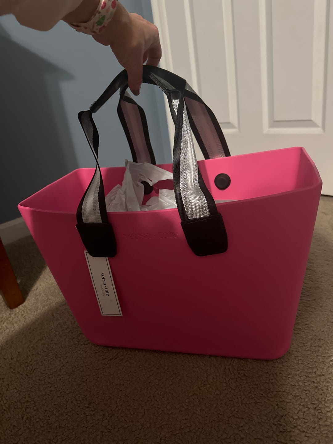 Customer photo review of Vira Everyday Tote