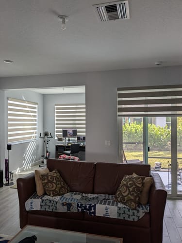 Customer photo review of SmartWings Motorized Zebra Shades 90% Blackout 95mm Astrid