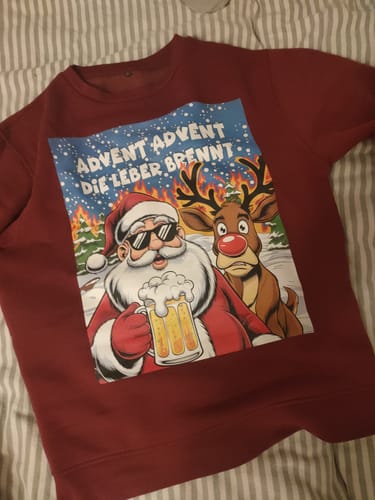 Customer photo review of ADVENT DIE LEBER BRENNT - Premium Sweater