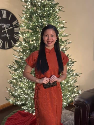 Customer photo review of Tie Xu 铁锈 Rust Red 1930s Satin Floral Short Sleeve Qipao