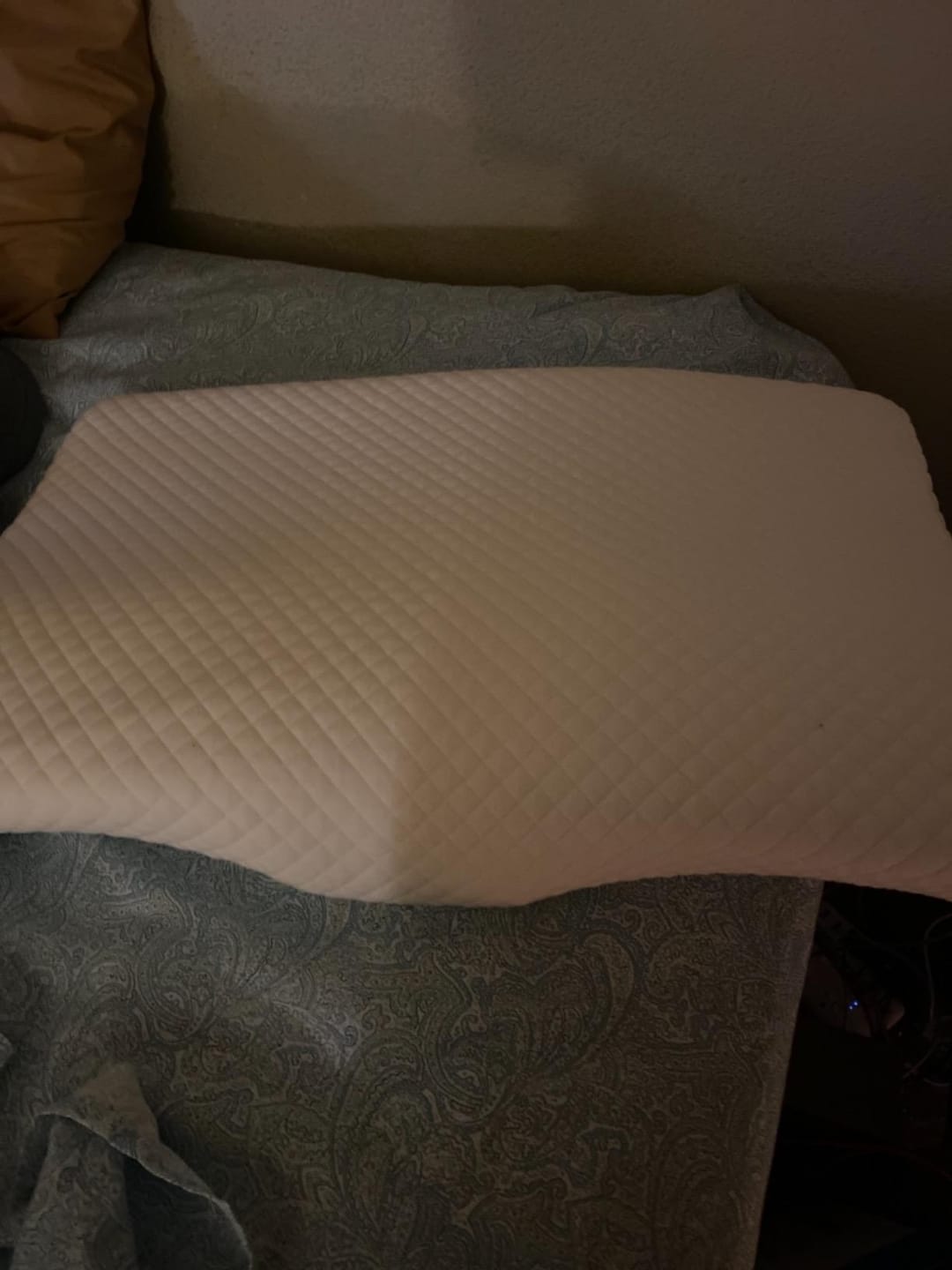 Customer photo review of RestEasy Ergonomisk - Memory Foam Nakkepude