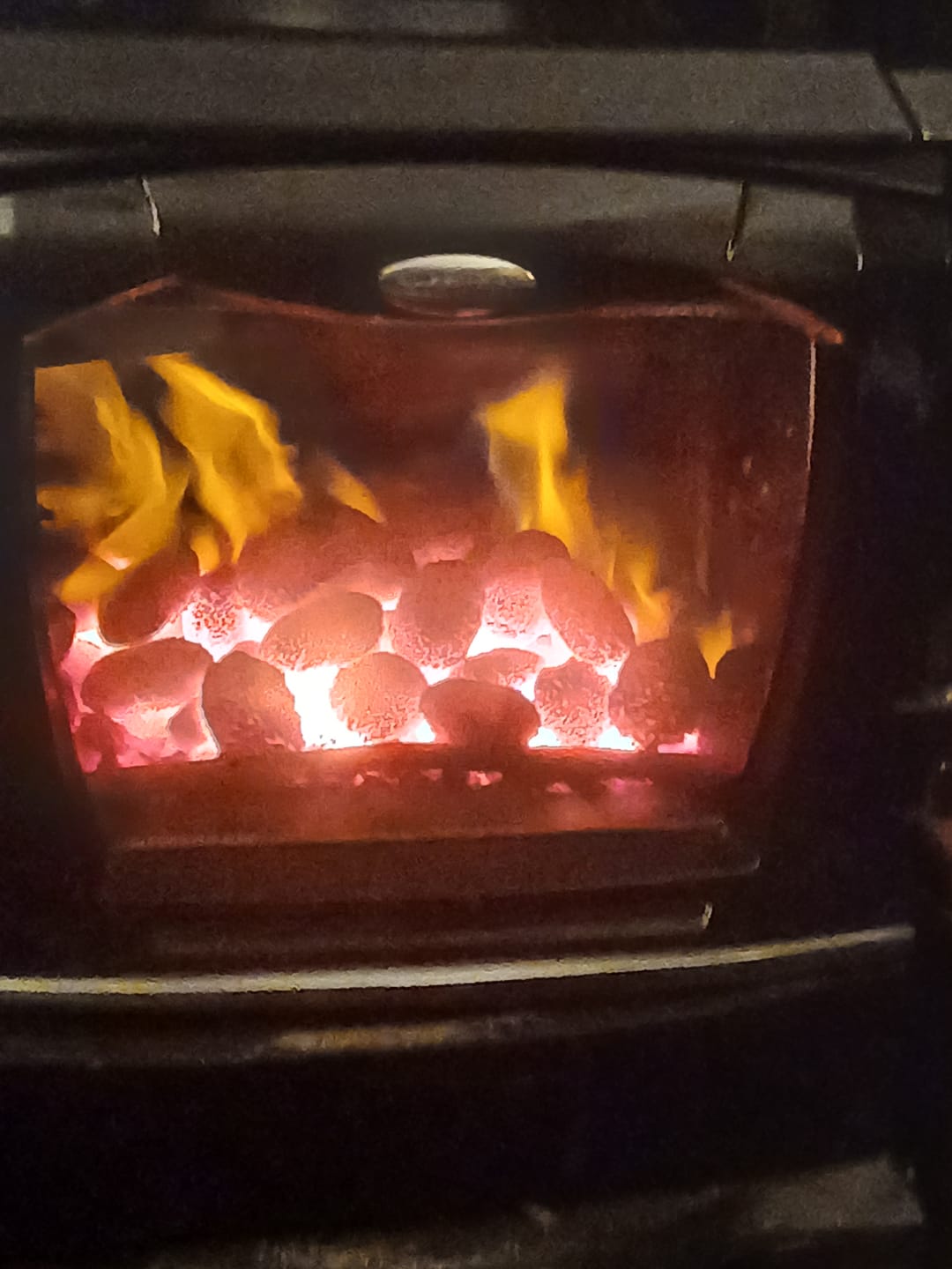 Customer photo review of Amberflame (1 Ton) 50 x 20kg bags