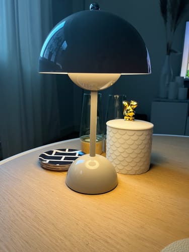 Customer photo review of Bordslampa - Svamplampa Flowerbud - Batteridriven 5000 mAH