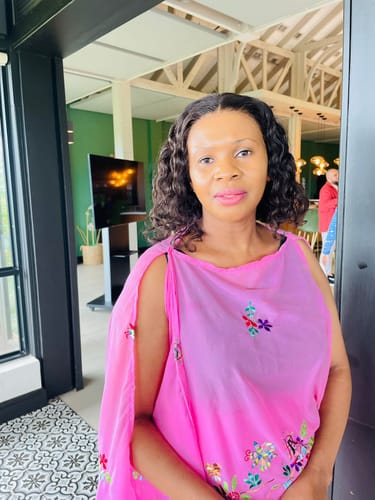 Customer photo review of NOSIE - Brazilian 13x4 Lace Front Wig