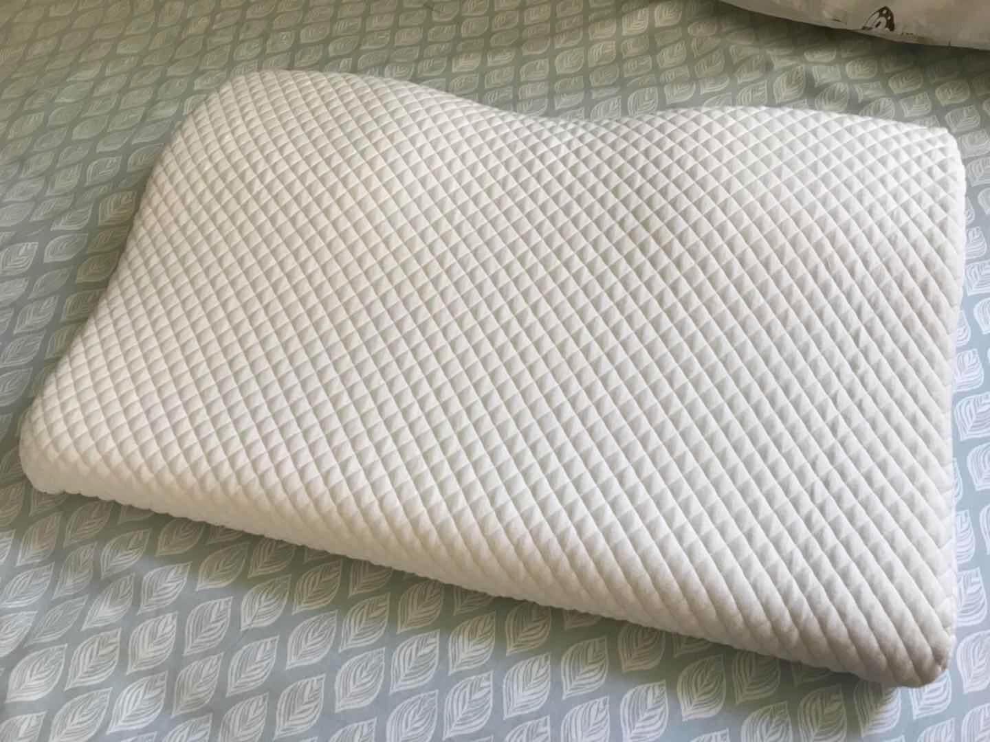 Customer photo review of RestEasy Ergonomisk - Memory Foam Nakkepude