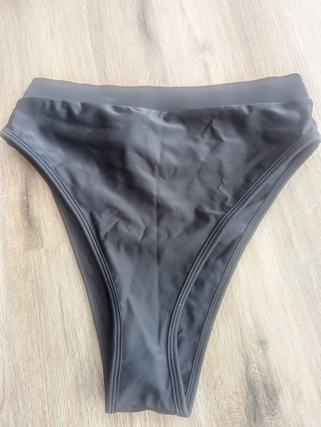 Customer photo review of CHLOE Black High Rise Bikini Bottom