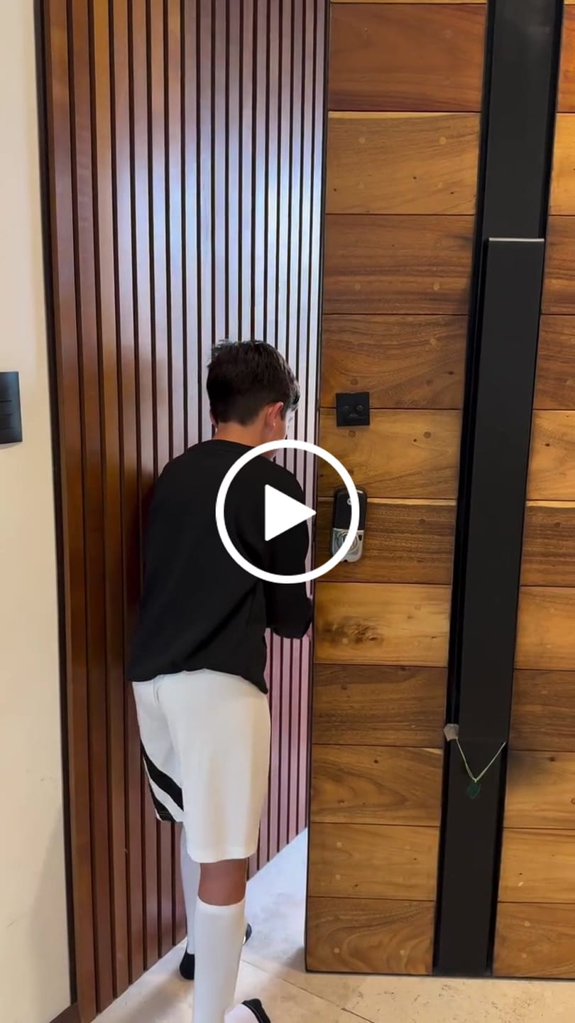 Customer video review of Conjunto Manchester City 24/25