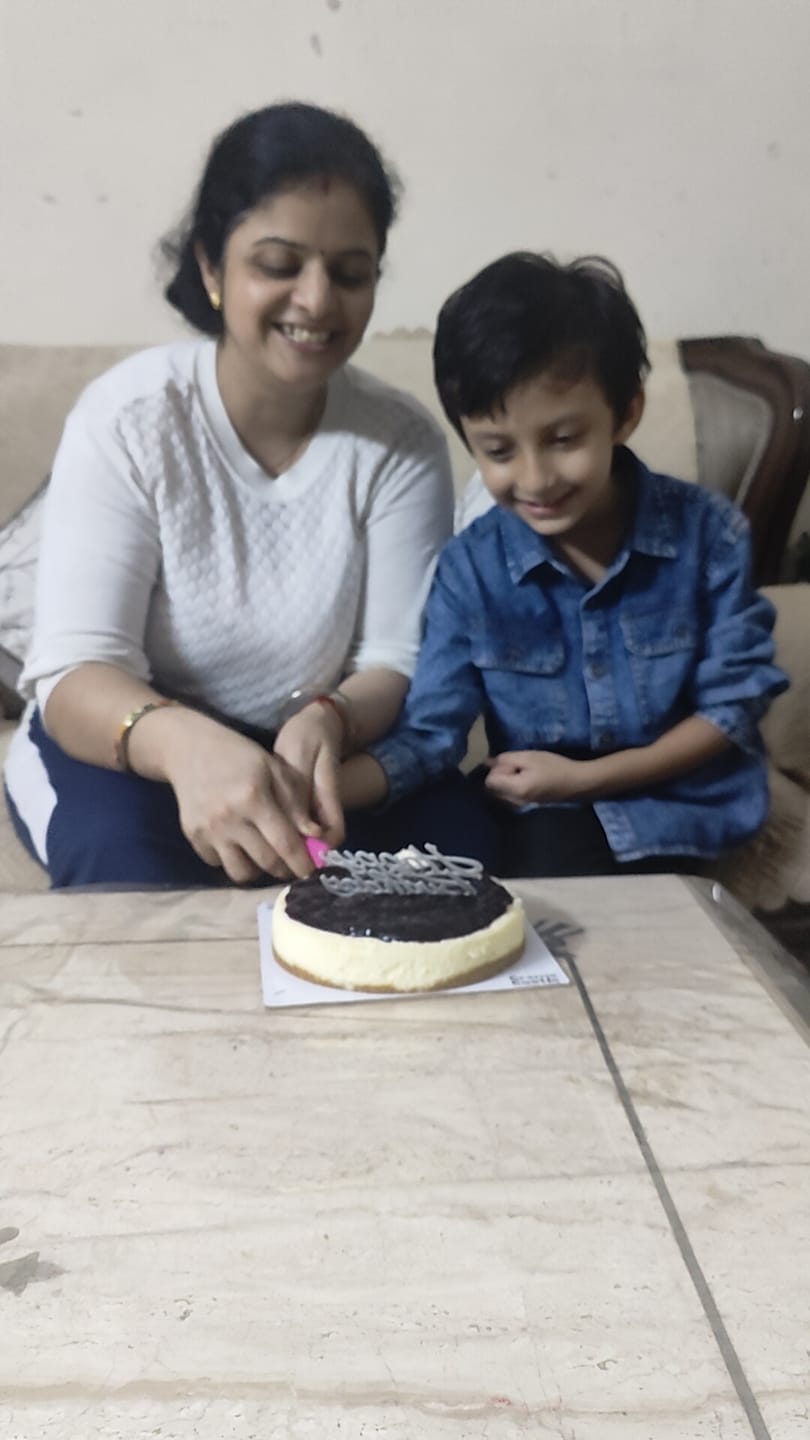 Customer photo review of Blueberry Baked Cheesecake