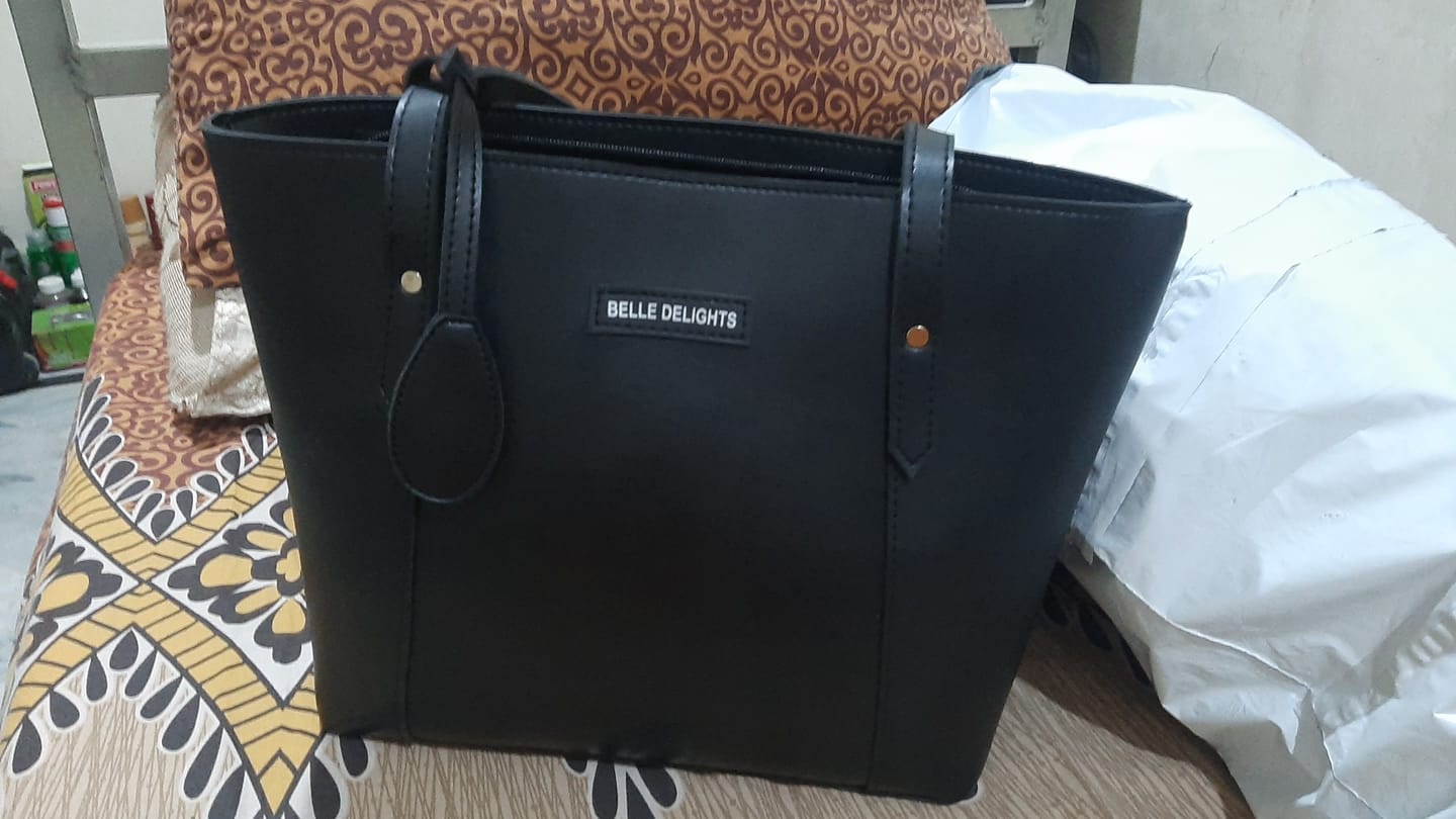 Customer photo review of Black Belle The Tote Bag  ( pre-order )