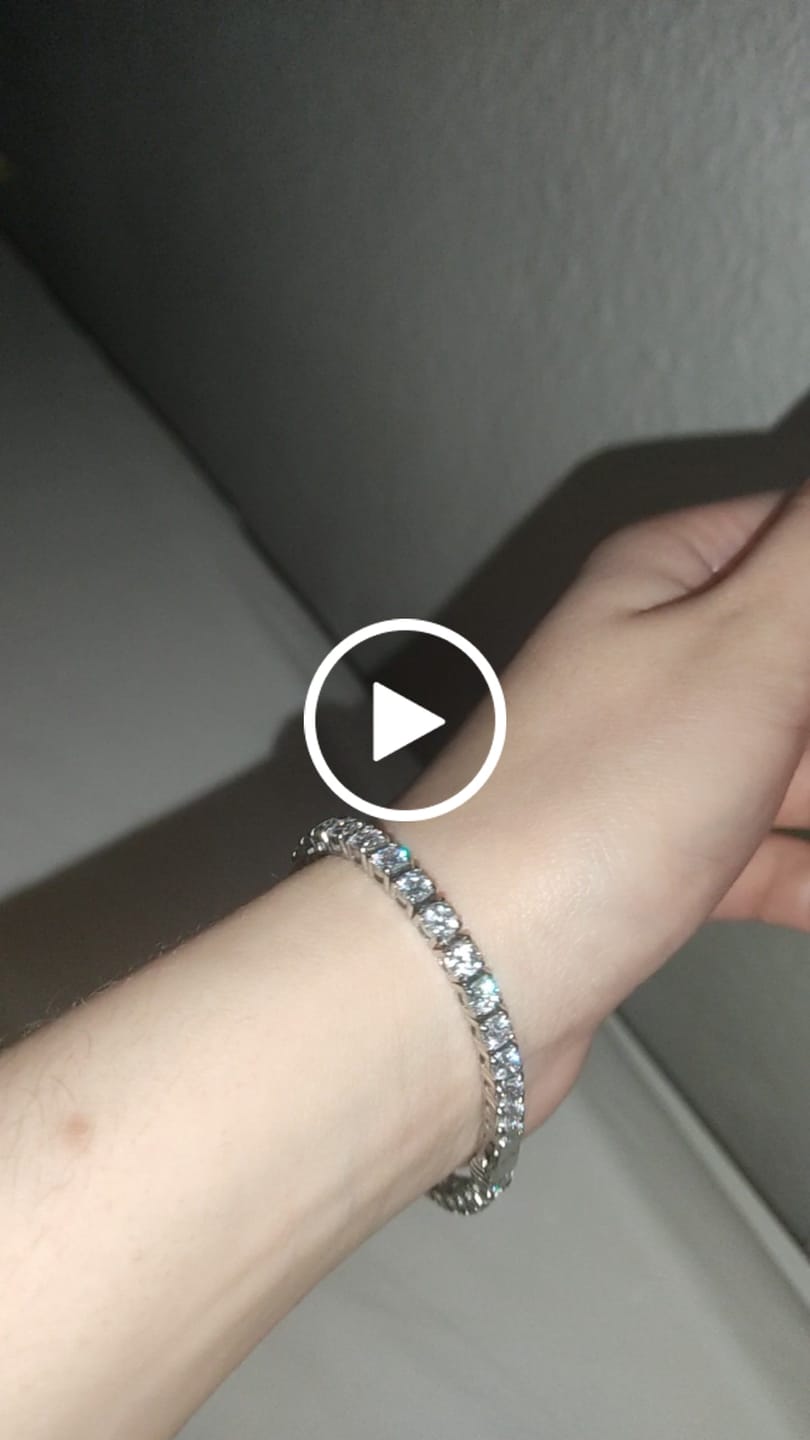 Customer video review of TENNISBOY BRACELET. - 4MM WHITE GOLD