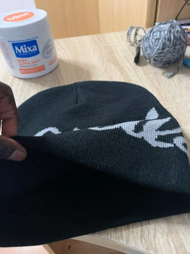 Customer photo review of Vencae™ BEANIE - STRIDE