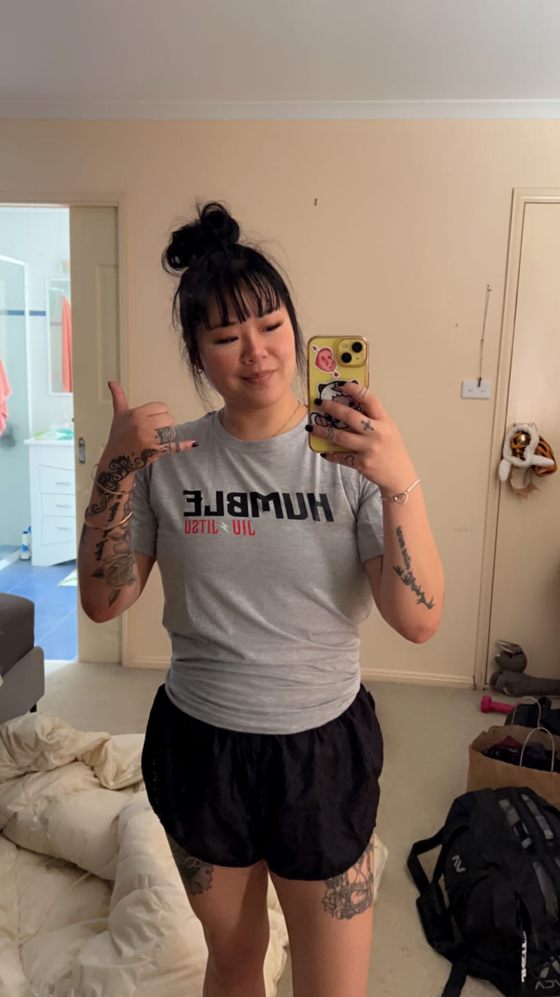 Customer photo review of Elevate t-shirt / Grey