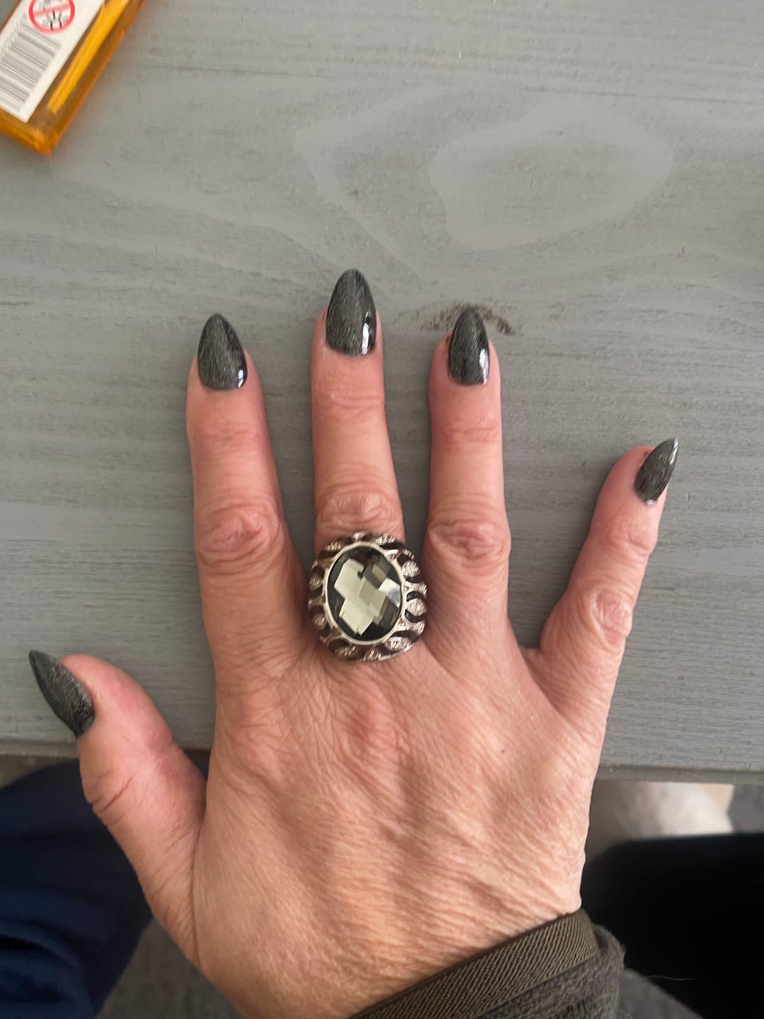 Customer photo review of L'Oeil - Noir