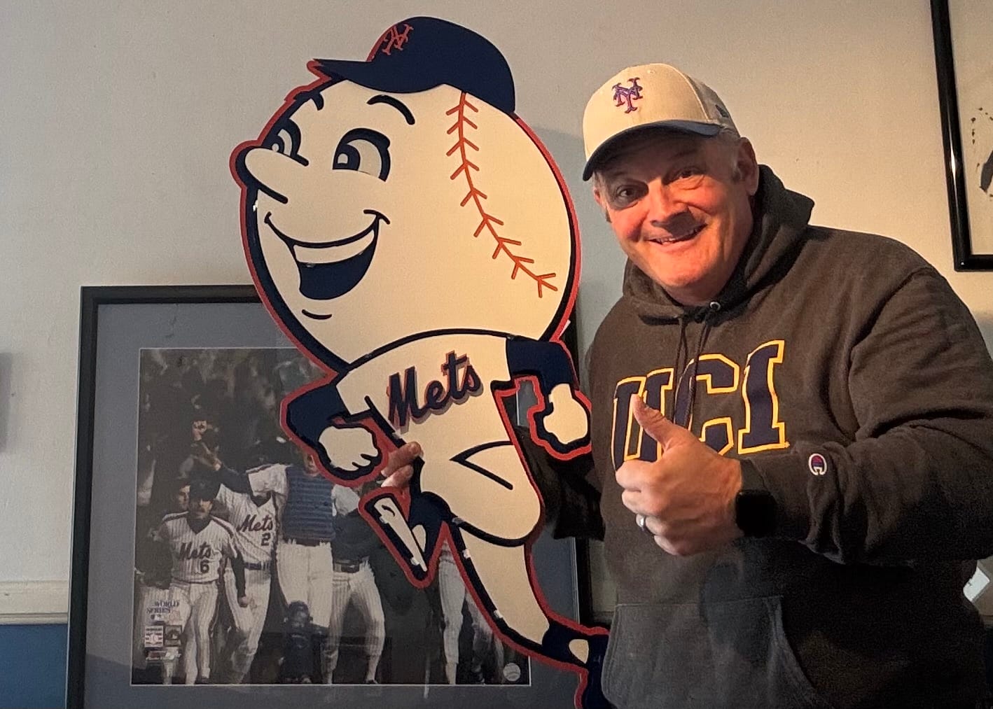 Customer photo review of New York Mets "Mr. MET"  3D Vintage Metal Wall Art