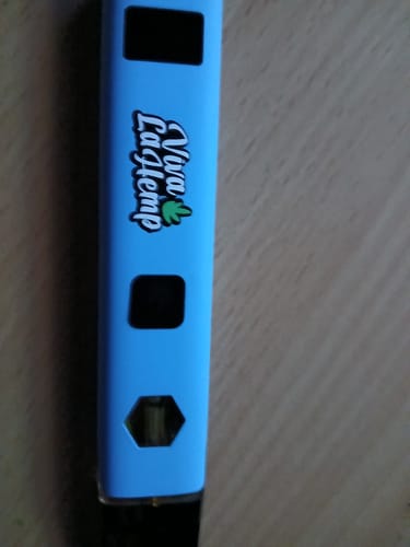 Customer photo review of Viva La Hemp Kosmic Blend Disposable 3G Blue Dream (Hybrid)